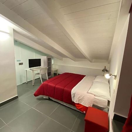 Le Stanze Dei Desideri Hotel Caserta Bagian luar foto