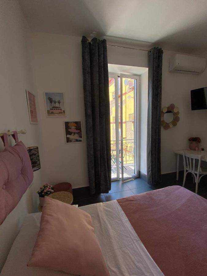 Le Stanze Dei Desideri Hotel Caserta Bagian luar foto